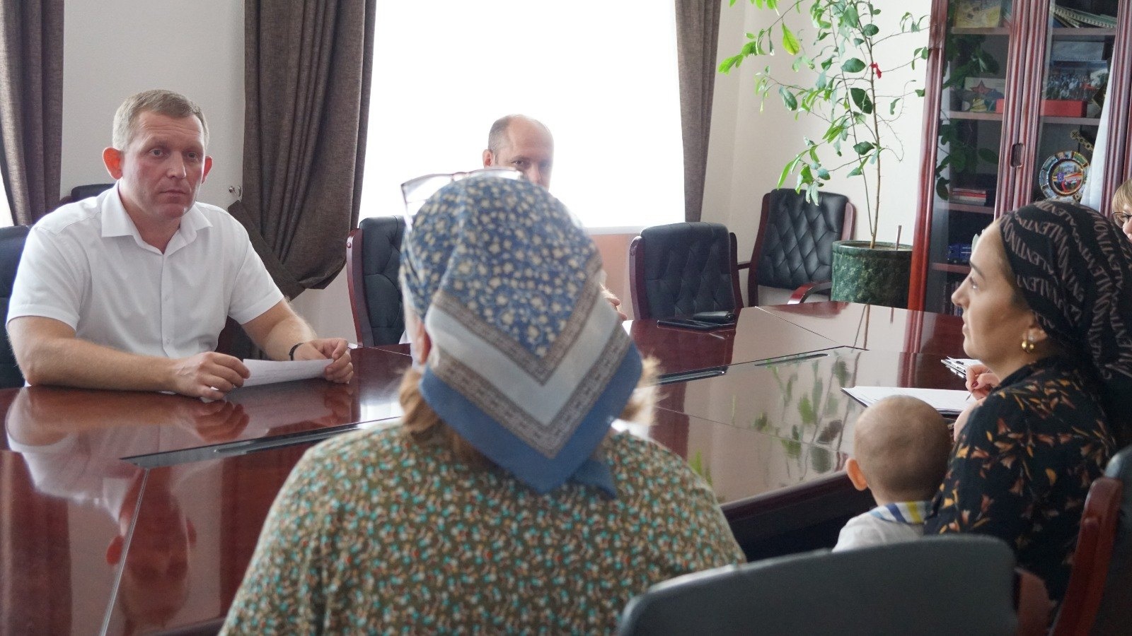 Глава Грачевского муниципального округа Сергей Леонидович Филичкин провел очередной прием граждан.