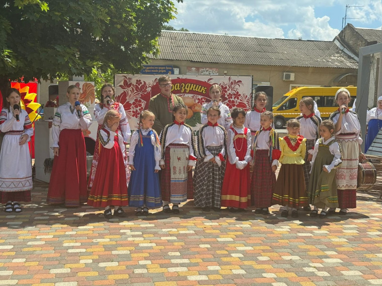 В Тугулуке проходит уже ставший традиционным фестиваль молодого картофеля. В Тугулуке проходит уже ставший традиционным фестиваль молодого картофеля.